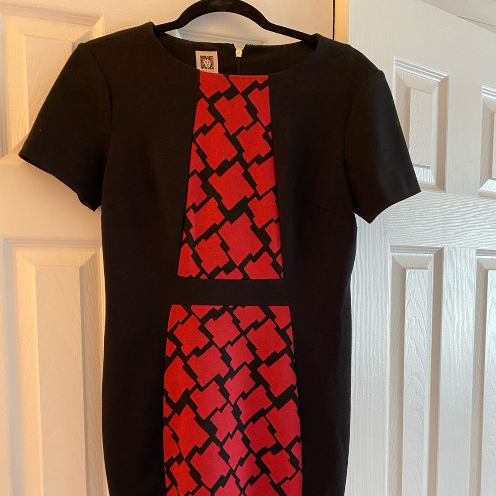 Anne Klein Pencil Dress - BOSS Lady!
